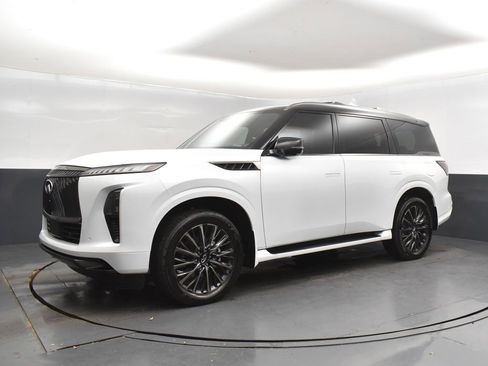 Used 2025 INFINITI QX80 Autograph w/ Autograph Exterior Package image 3