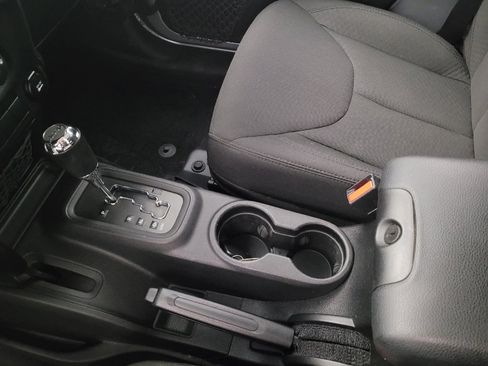 Used 2014 Jeep Wrangler Unlimited Sport w/ Quick Order Package 24S image 26