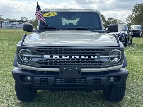 Used 2025 Ford Bronco Badlands AWD/4WD image 3