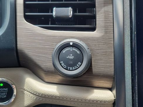 Used 2023 Ford Expedition Max Limited AWD/4WD image 23