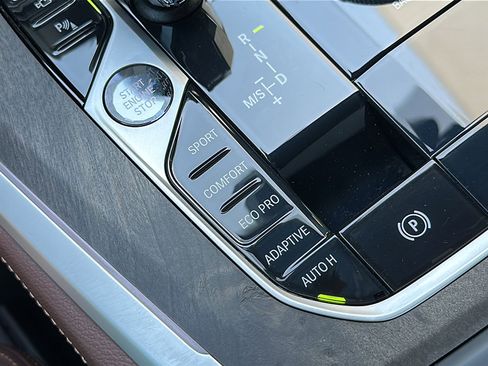 Used 2022 BMW X5 sDrive40i w/ Executive Package image 36