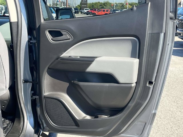 Used 2022 Chevrolet Colorado W/T w/ WT Convenience Package RWD image 21