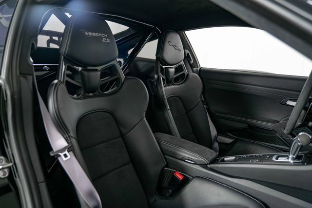 Used 2019 Porsche 911 GT3 RS w/ Weissach Package RWD image 28
