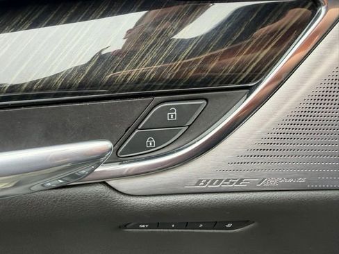 Used 2021 Cadillac XT6 Premium Luxury image 20