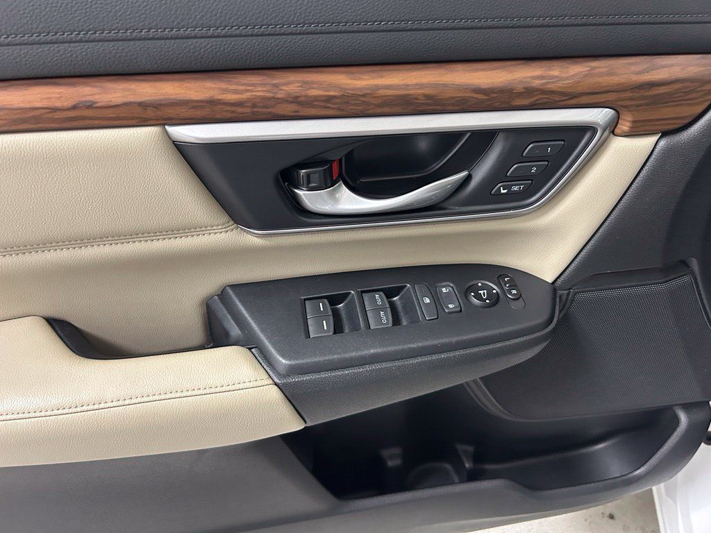 Used 2020 Honda CR-V EX-L image 17