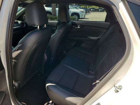 Used 2024 Kia Forte GT-Line FWD image 9
