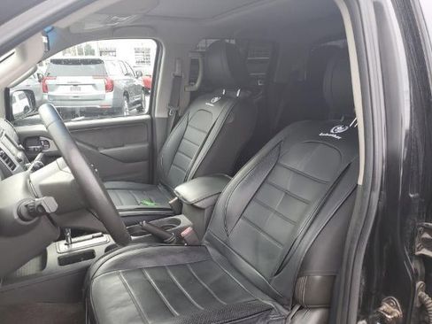 Used 2015 Nissan Frontier PRO-4X w/ Pro-4x Luxury Package image 10