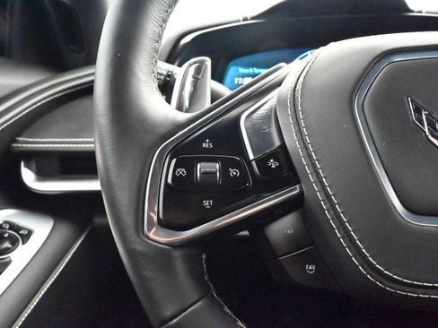 Used 2024 Chevrolet Corvette Stingray Premium Cpe w/ Z51 Performance Package RWD image 18