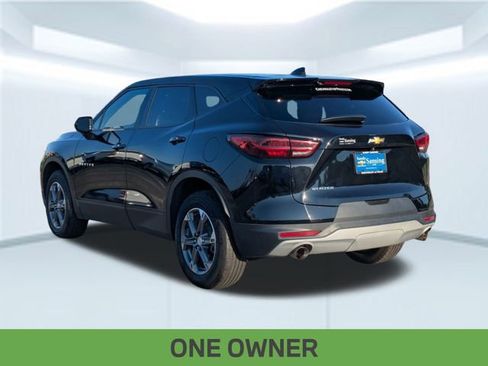 Used 2023 Chevrolet Blazer LT image 3