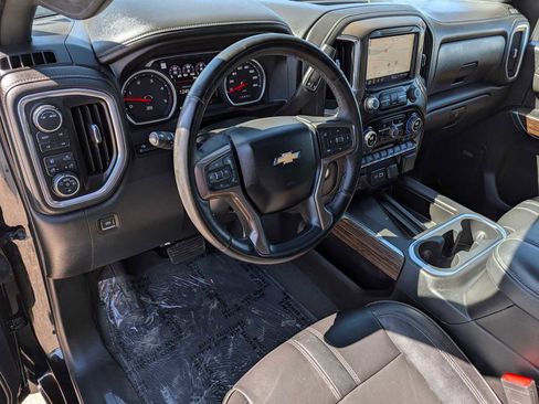 Used 2023 Chevrolet Silverado 3500 High Country w/ Z71 Off-Road Package AWD/4WD image 2