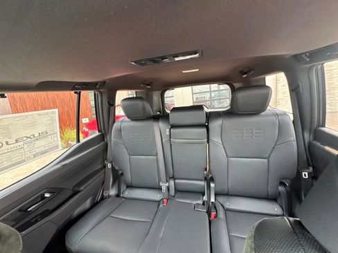 New 2026 Lexus GX 550 AWD/4WD image 29