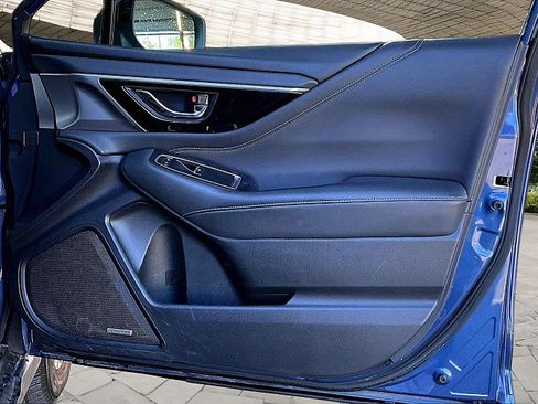 Used 2020 Subaru Outback Limited image 18