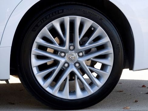 Used 2014 Lexus ES 350 image 26