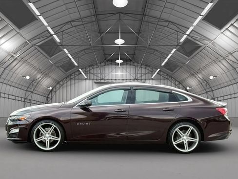 Used 2020 Chevrolet Malibu LT FWD image 4