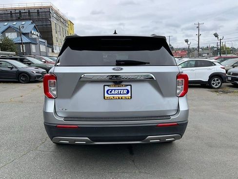 Used 2022 Ford Explorer XLT w/ Equipment Group 202A RWD image 7