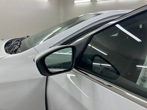 Used 2015 Chrysler 200 Limited w/ Convenience Group FWD image 17