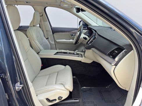 Used 2022 Volvo XC90 T8 Inscription w/ Advanced Package AWD/4WD image 15