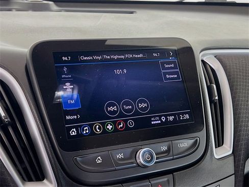 Used 2023 Chevrolet Malibu LT image 15