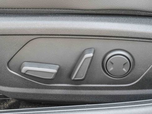 New 2026 Hyundai Elantra Limited FWD image 22