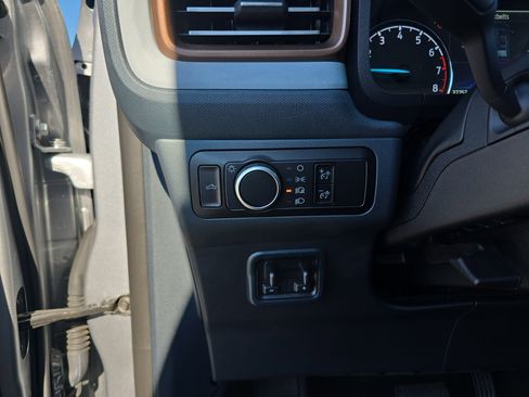 Used 2024 Ford Maverick Lariat w/ FX4 Off-Road Package image 35