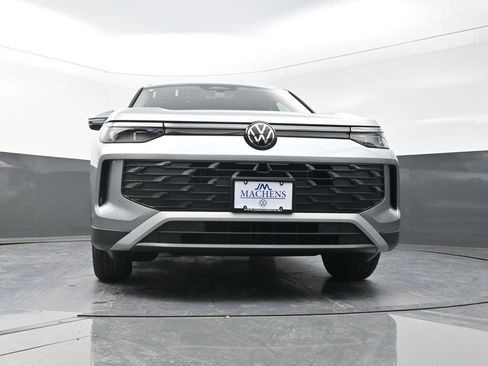 New 2026 Volkswagen Tiguan S FWD image 22