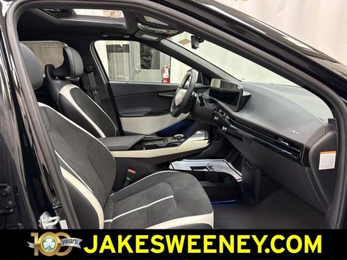 Used 2025 Kia EV6 GT-Line image 32