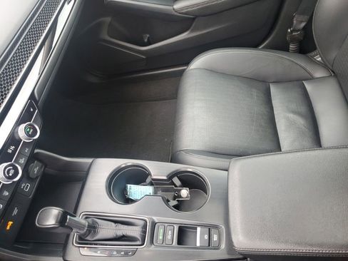 Used 2024 Honda Civic EX-L image 19