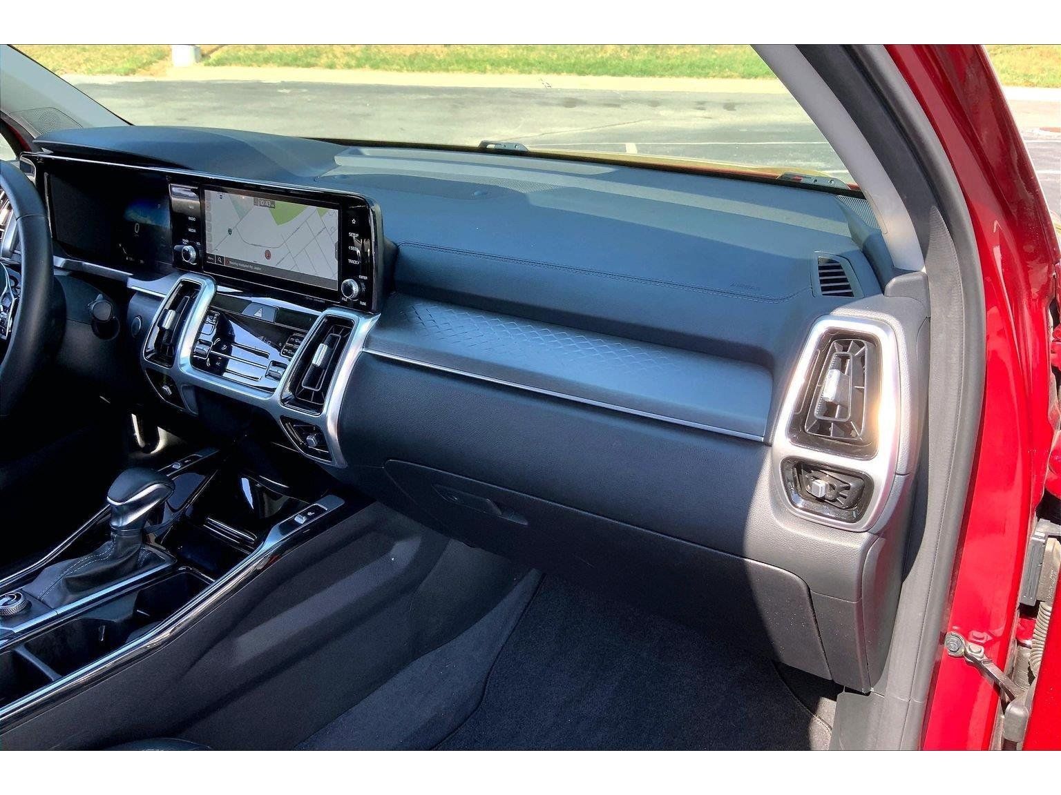 Used 2023 Kia Sorento SX FWD image 14