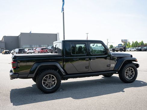 Used 2020 Jeep Gladiator Overland AWD/4WD image 10