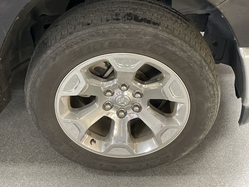 Used 2019 RAM 1500 Big Horn image 7