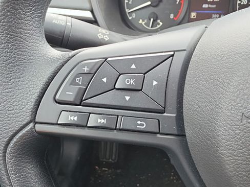 Certified 2025 Nissan Altima 2.5 S FWD image 13