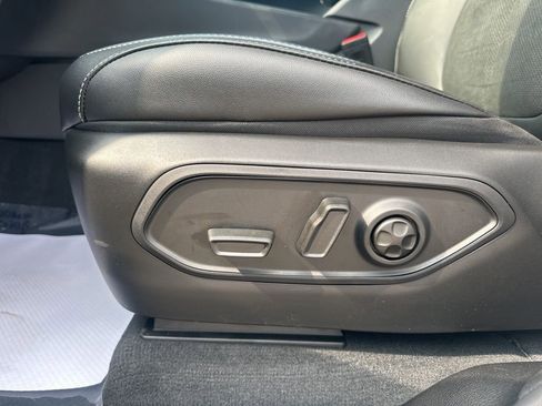 New 2025 Jeep Grand Cherokee L Altitude image 13