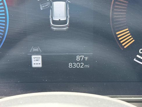 Used 2024 Hyundai Kona SEL FWD image 36