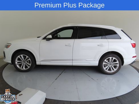 Used 2025 Audi Q7 3.0T Premium Plus AWD/4WD image 3