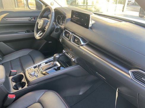 New 2025 MAZDA CX-5 Carbon Edition image 9
