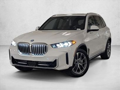 New 2026 BMW X5 xDrive50e w/ Premium Package