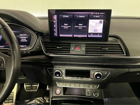 Used 2023 Audi SQ5 Premium Plus w/ Premium Plus Package image 9