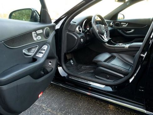 Used 2020 Mercedes-Benz C 300 4MATIC Sedan image 11