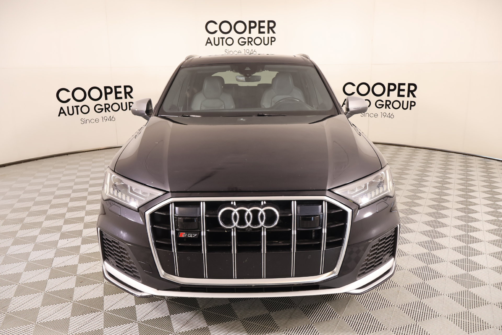 Used 2021 Audi SQ7 Premium Plus w/ Driver Assistance Package AWD/4WD image 10