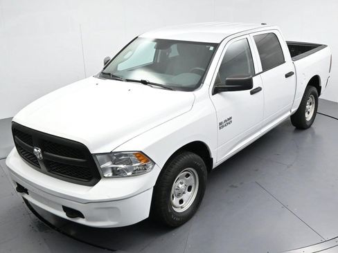 Used 2015 RAM 1500 Tradesman w/ Popular Equipment Group AWD/4WD image 32