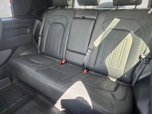 Used 2022 Land Rover Defender 90 S image 14