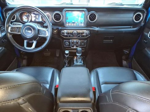 Used 2022 Jeep Wrangler Unlimited Sahara w/ Cold Weather Group image 14