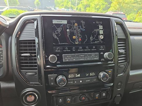 Used 2024 Nissan Titan PRO-4X w/ Pro-4x Convenience Package AWD/4WD image 13