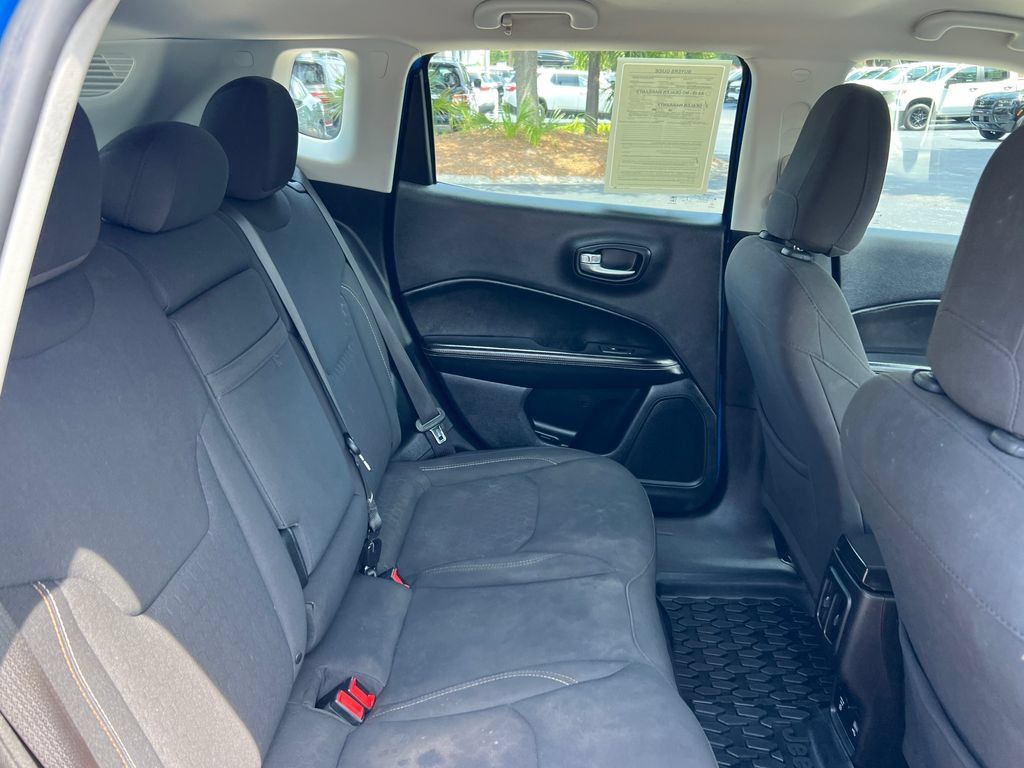 Used 2018 Jeep Compass Sport w/ Tech Group AWD/4WD image 16