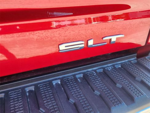 New 2026 GMC Sierra 3500 SLT w/ SLT Convenience Package image 8