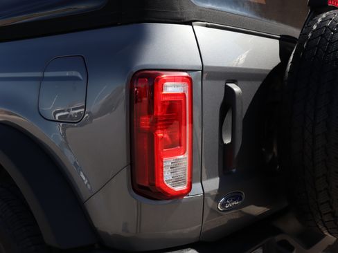 Used 2021 Ford Bronco 4-Door AWD/4WD image 18