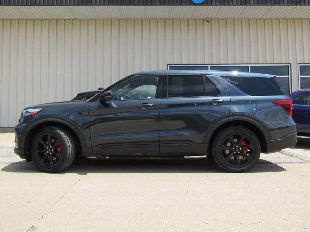 Used 2022 Ford Explorer ST w/ Equipment Group 401A AWD/4WD image 11