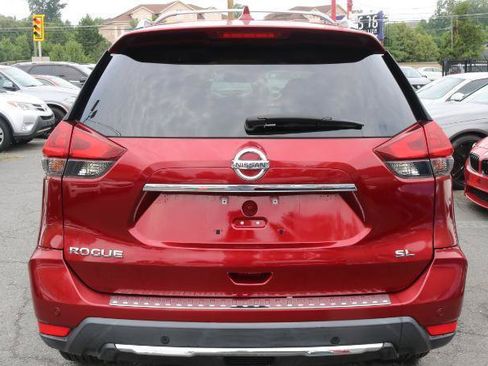 Used 2019 Nissan Rogue SL w/ Premium Package FWD image 6