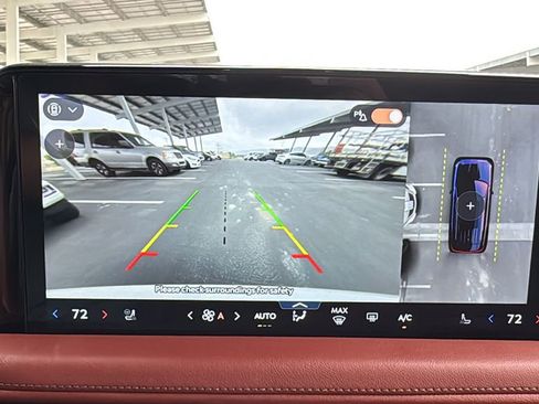 Used 2025 Lincoln Aviator Reserve w/ Equipment Group 201A AWD/4WD image 17