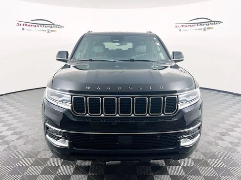 Used 2024 Jeep Wagoneer L 4WD image 3